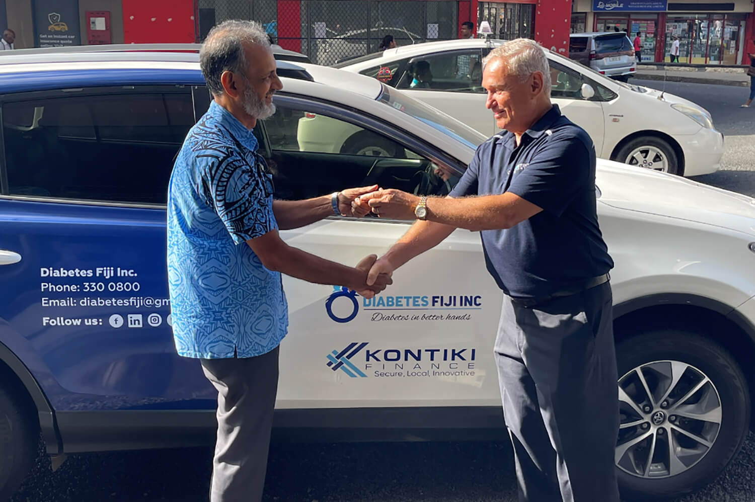 Kontiki Finance donates a 4WD vehicle to Diabetes Fiji Inc